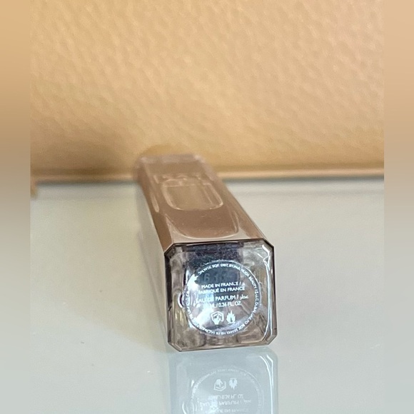 Kayali Vanilla 28 Perfume 10ml - Picture 3 of 4